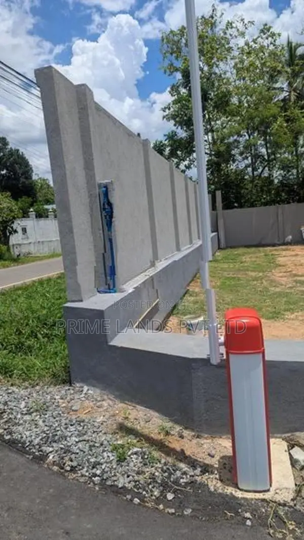 Kurunegala Malkaduwawa Land for Sale