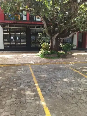 Valuable Warehouse Mount Lavinia