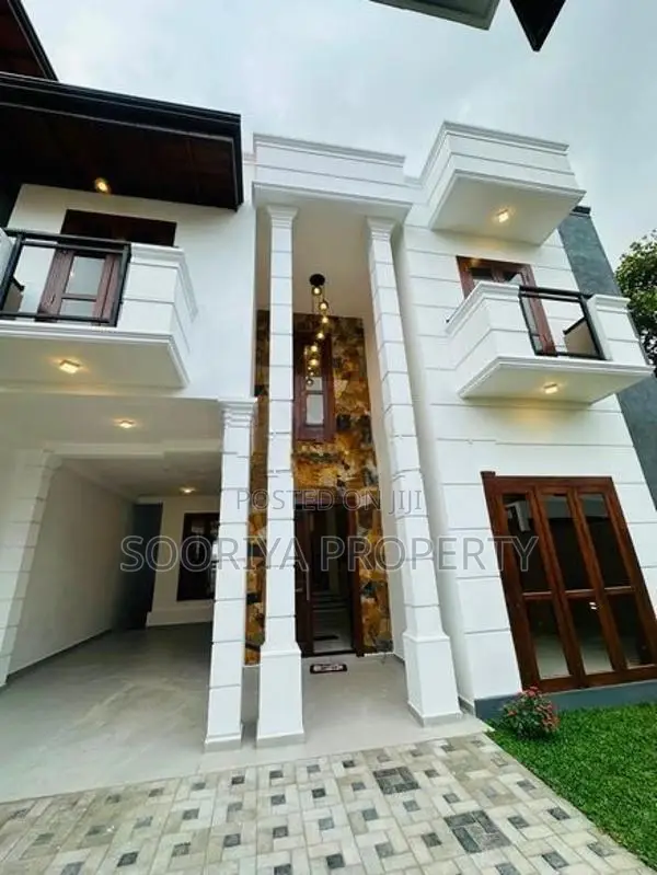 Brand New Super Luxury House for Sale in Boralesgamuwa