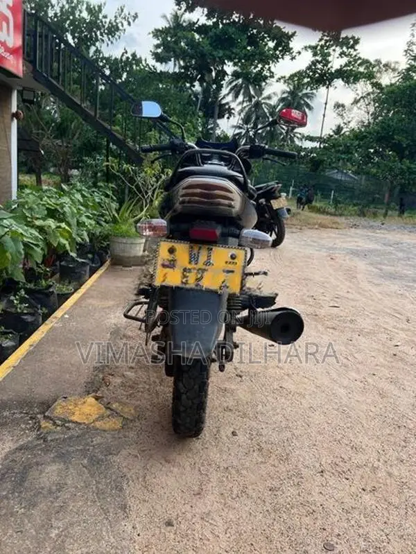 Bajaj Discover 150 2010