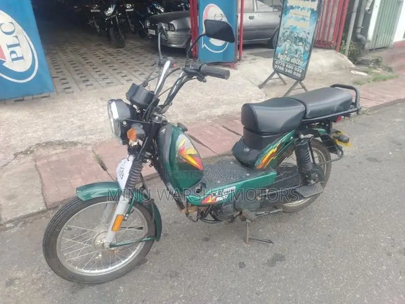 TVS XL 100 2025