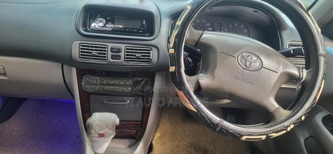 Toyota Corolla AE 110 L Grade 1998