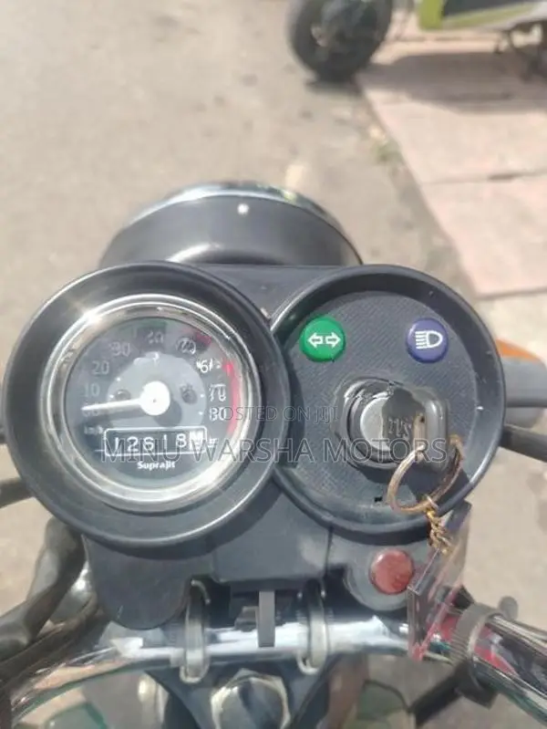 TVS XL 100 2025