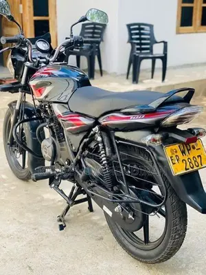 Bajaj Discover 2011