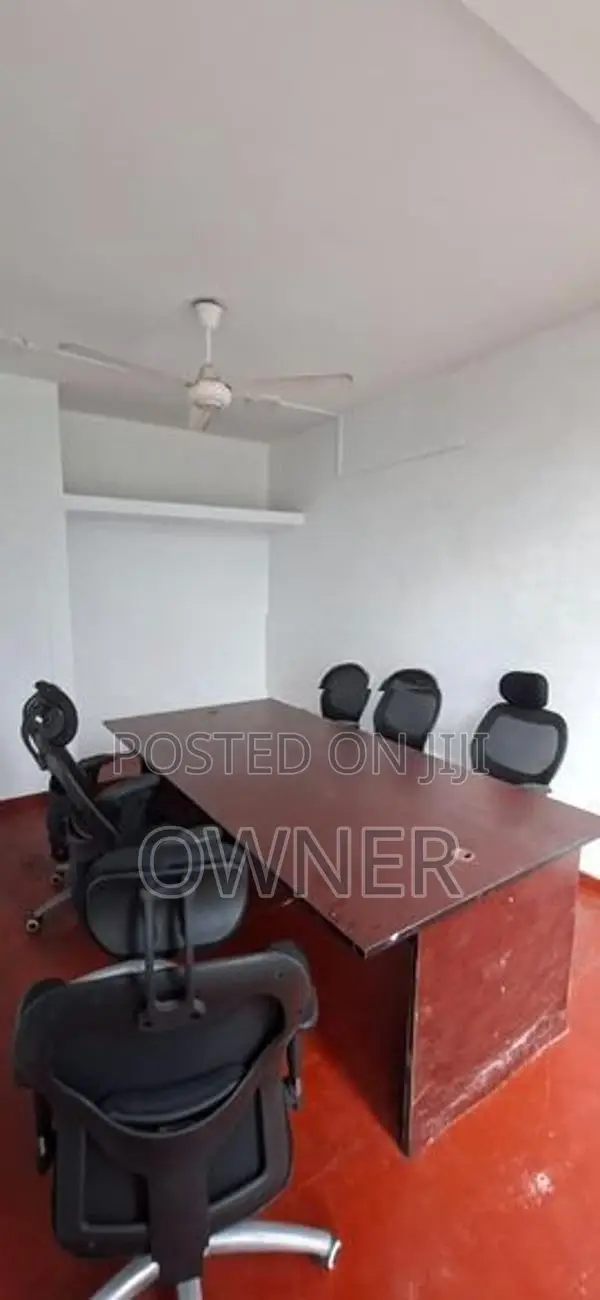 Commercial Building For Sale in Pita Kotte Junction
