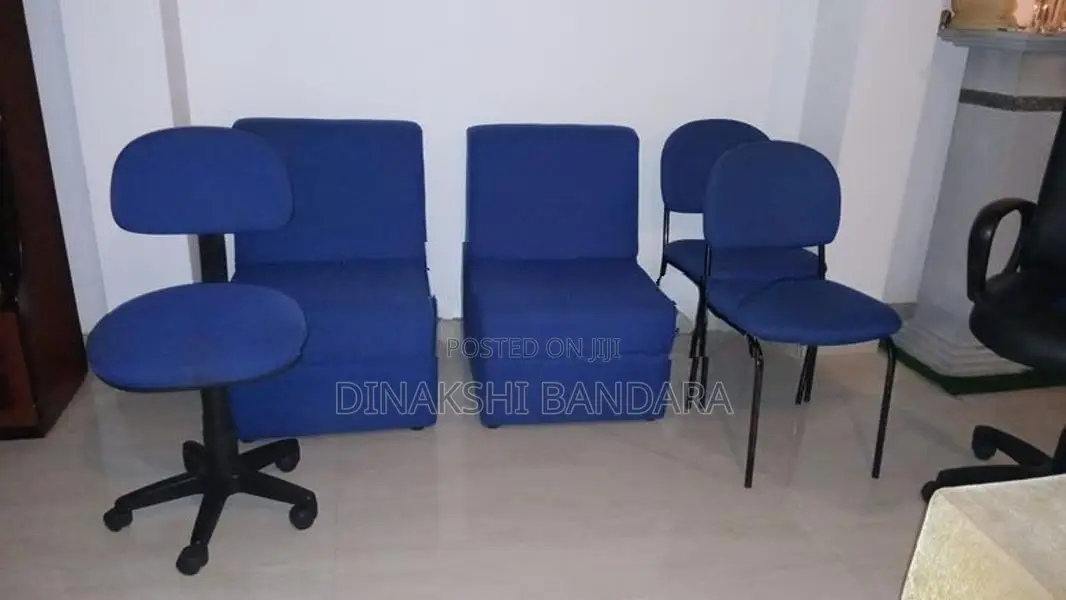 කාර්යාලය පුටු