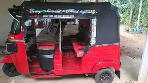 Bajaj RE 2015