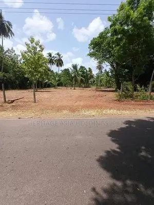 අගනා වටිනා ඉඩමක් පෙරිමියන්කුලම