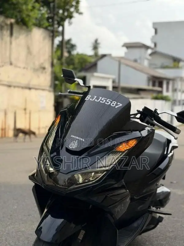 Honda PCX 2023
