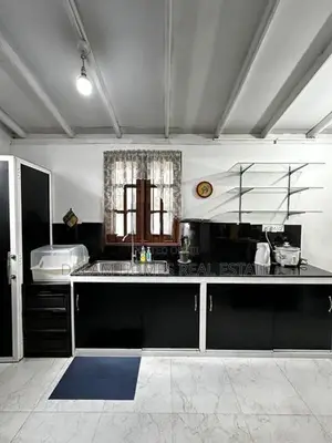 Single-Storey House for Sale – Athurugiriya