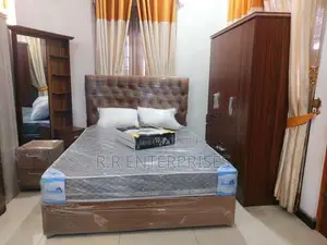 Brown Luxury Bedroom Set 6*5 Ft