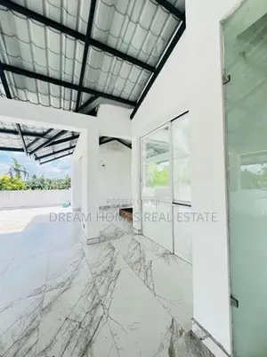 Elegant 5 Bedroom Luxury Residence | Malabe
