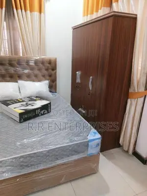 Brown Luxury Bedroom Set 6*5 Ft