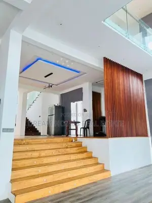 Elegant 5 Bedroom Luxury Residence | Malabe