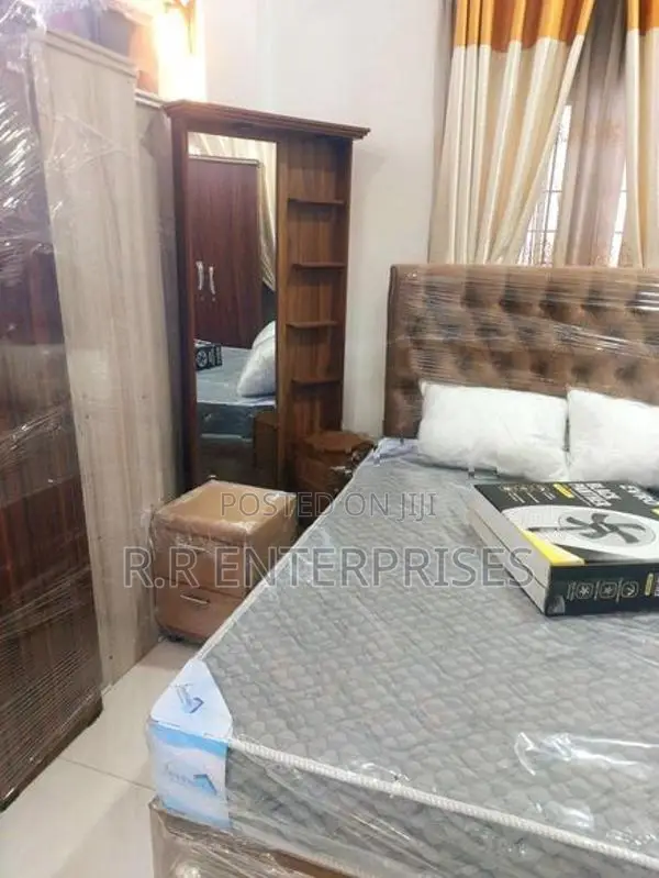 Brown Luxury Bedroom Set 6*5 Ft