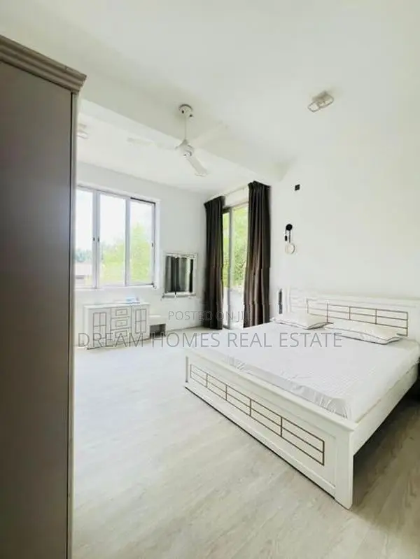 Elegant 5 Bedroom Luxury Residence | Malabe