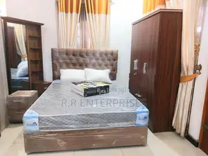 Brown Luxury Bedroom Set 6*5 Ft