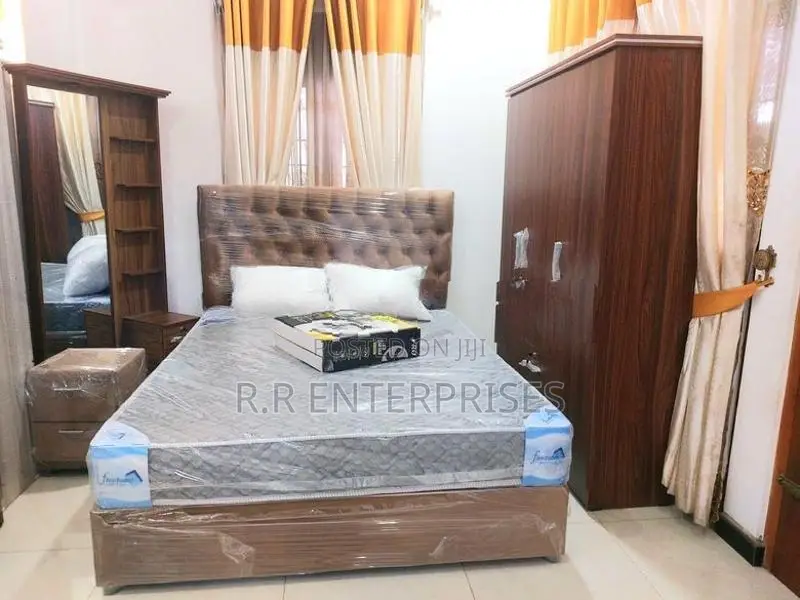 Brown Luxury Bedroom Set 6*5 Ft
