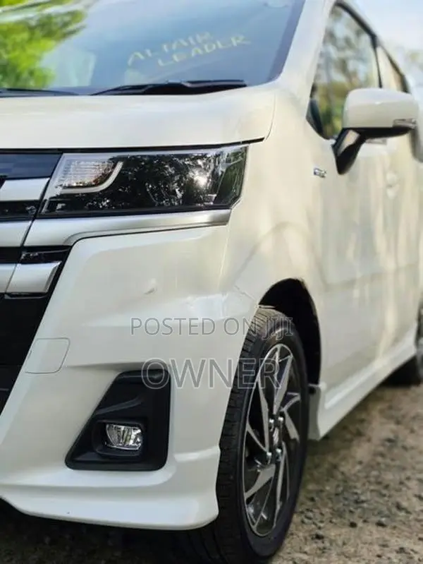 Suzuki Wagon R Custom ZX 2026