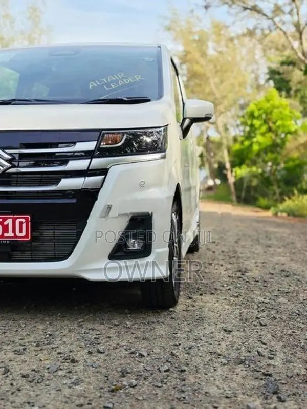 Suzuki Wagon R Custom ZX 2026