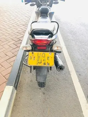 Bajaj Discover 2010
