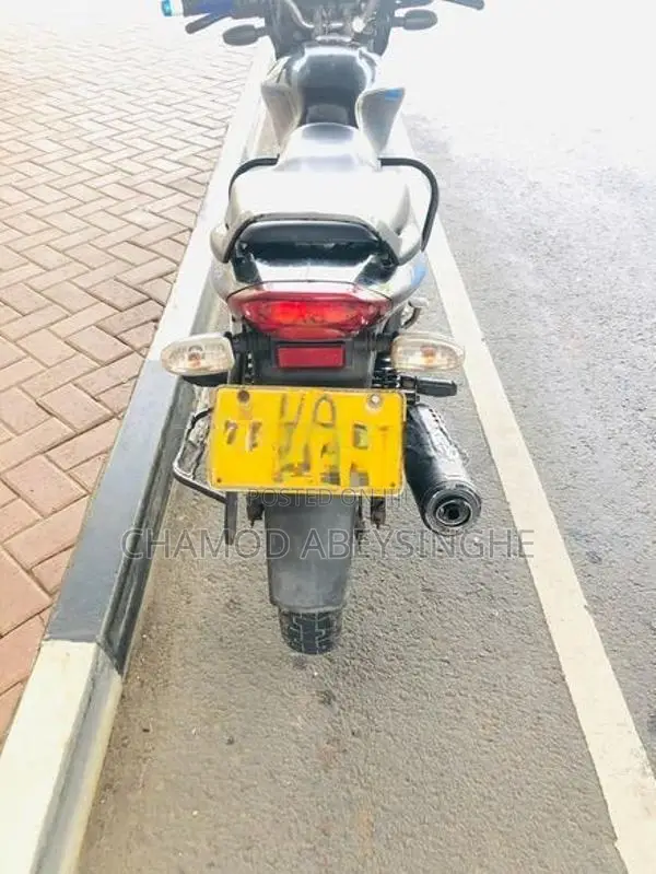 Bajaj Discover 2010