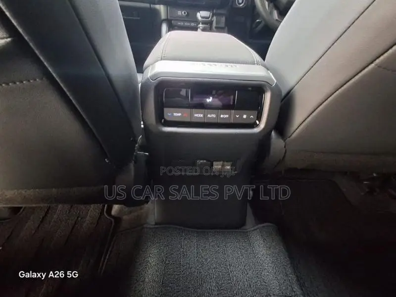 Toyota Land Cruiser TRJ250W 2026