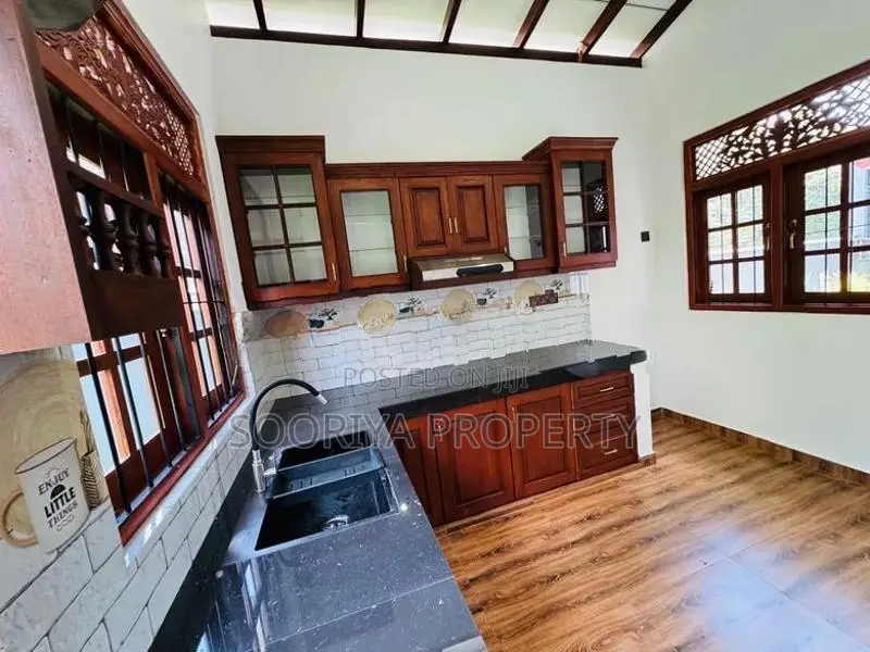 නවීනපන්නයේ අලුත්ම තනිමහල් නිවසක් විකිණීමට - Piliyandala Kesbewa
