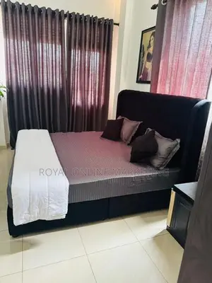Queen Size Divan Bed with Spring Mattress (G-13)