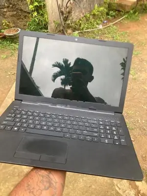 HP 15-DB0XXX Laptop
