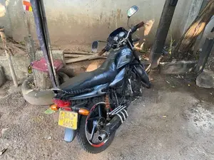 Bajaj Platina 100 2013