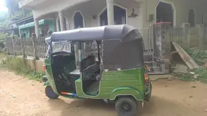 Bajaj RE 2009