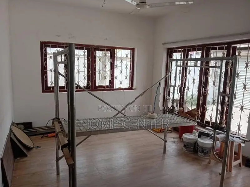 5BR Ground Floor House For Rent In Dehiwala