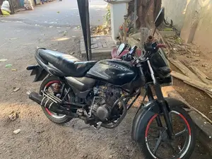 Bajaj Platina 100 2013