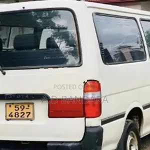 Toyota Dolphin LH113 1991