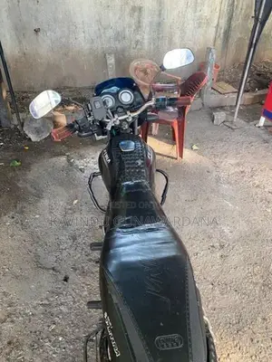 Bajaj Platina 100 2013
