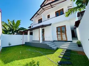 HAS217 - Brand New Modern Luxury House for Sale in Piliyandala