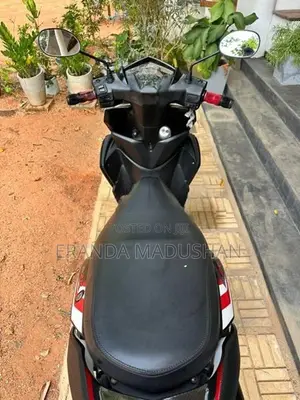Yamaha RayZR 2018