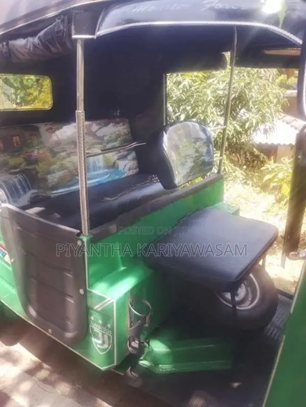 Bajaj RE 1998