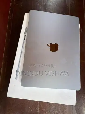 MacBook Air M4 16/256GB