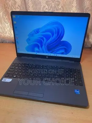 HP 250 G8 11th Gen Intel Core i5-1135G7 8GB RAM 256GB NVMe