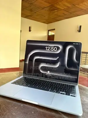 MacBook Air M4 16/256GB