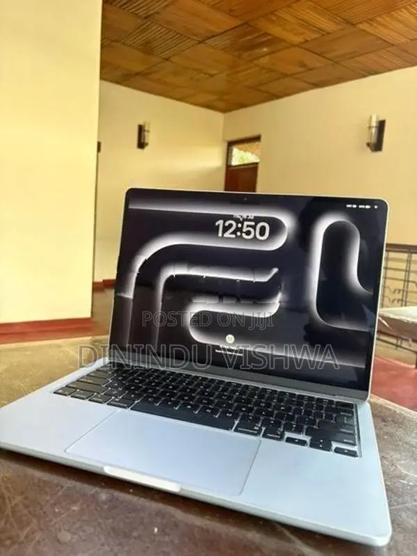 MacBook Air M4 16/256GB