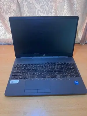 HP 250 G8 11th Gen Intel Core i5-1135G7 8GB RAM 256GB NVMe