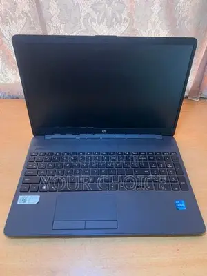 HP 250 G8 11th Gen Intel Core i5-1135G7 8GB RAM 256GB NVMe