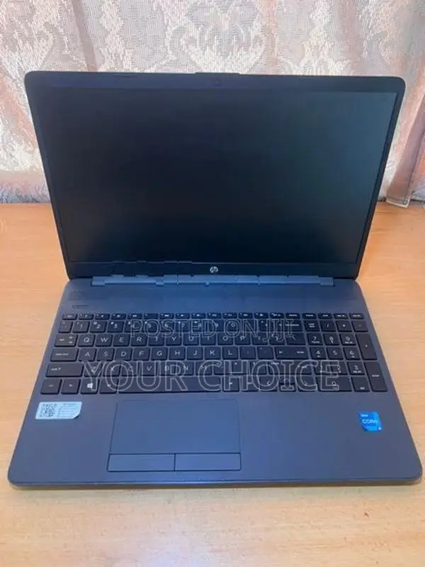HP 250 G8 11th Gen Intel Core i5-1135G7 8GB RAM 256GB NVMe