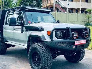 Toyota Land Cruiser 79 1VD V8 GXL Camper 2025