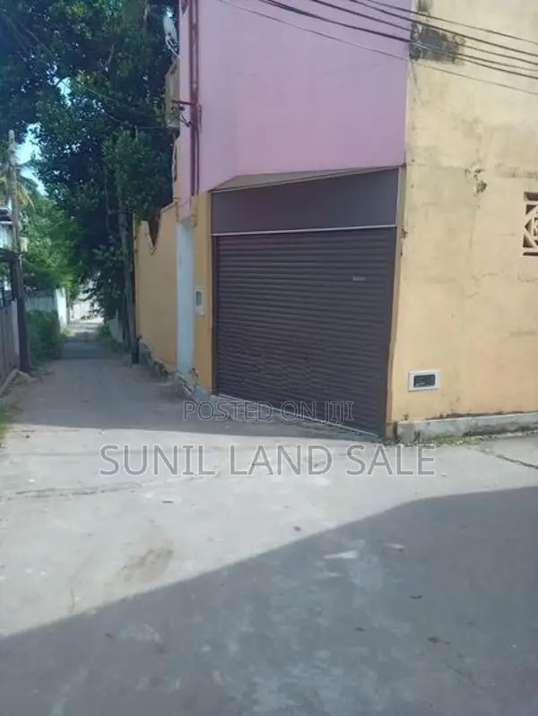 (SLS14) Two-Storey House for Sale in Kalubowila, Anderson Road, Dehiwa