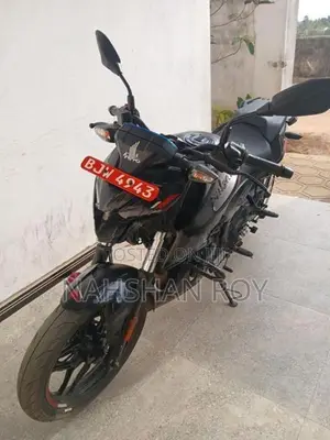 Bajaj Pulsar N160 2025