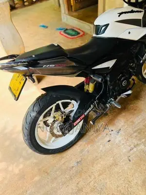 Bajaj Pulsar NS200 2012